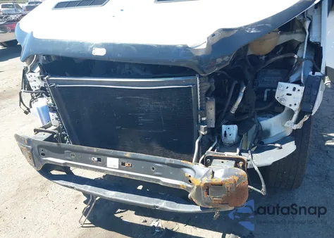 2018 Ford Transit-250 z USA, uszkodzony, nr VIN 1FTYR1YM5JKA50761